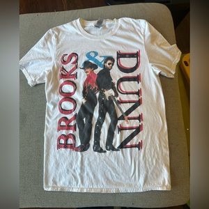 Brooks and Dunn Graphic White Concert Tshirt